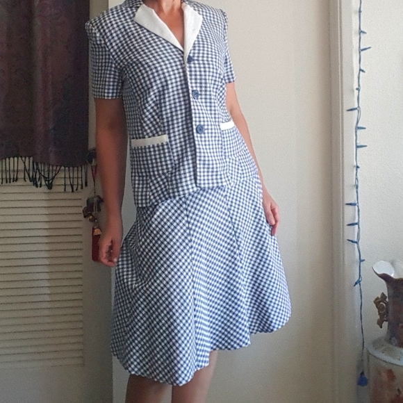 Spago Dresses & Skirts - 🌙Vintage 2-piece Seersucker Skirt Suit